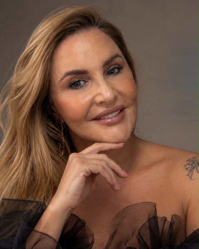 Dra. Rejane Pestana em consulta